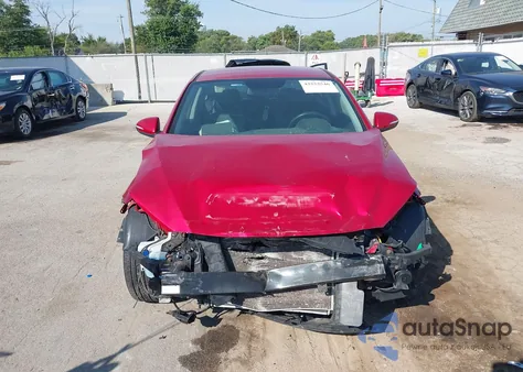 2017 Hyundai Elantra Limited z USA, uszkodzony, nr VIN 5NPD84LF9HH008713